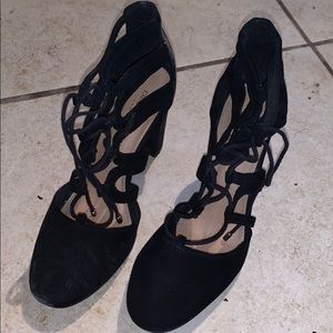 Size 8 black heels